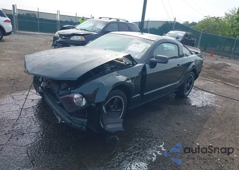 2008 Ford Mustang Gt из США, поврежденный, VIN 1ZVHT82H185190852